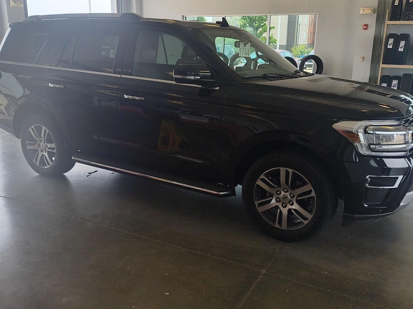 2023 FORD Expedition