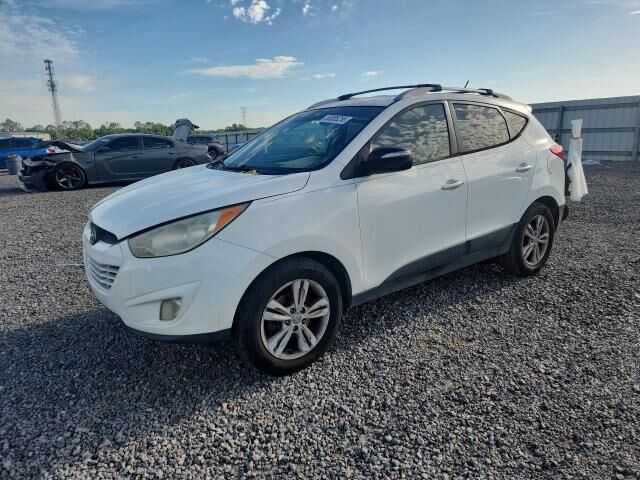 2013 HYUNDAI Tucson