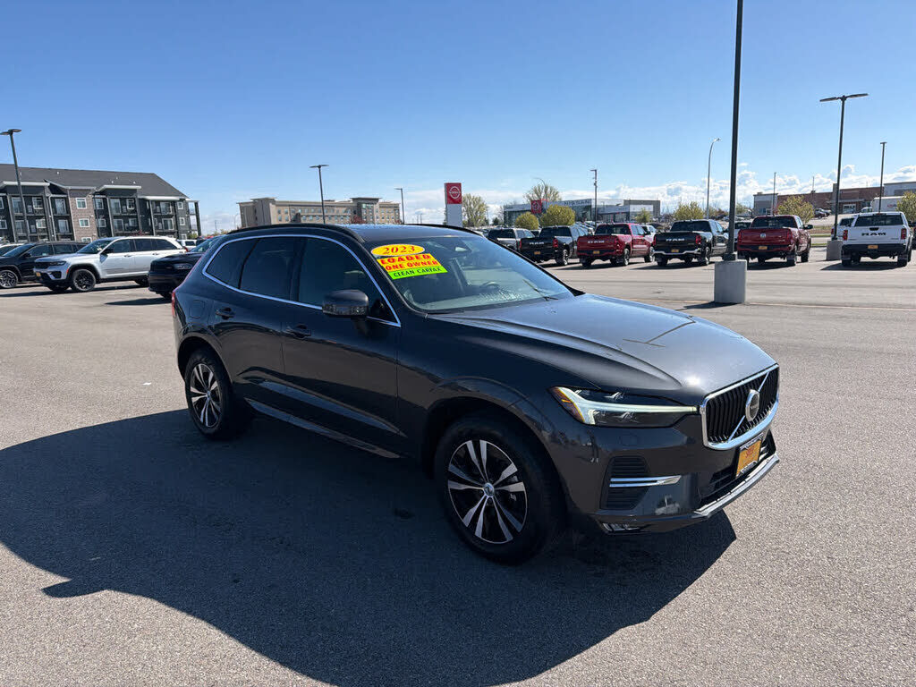 2023 VOLVO XC60