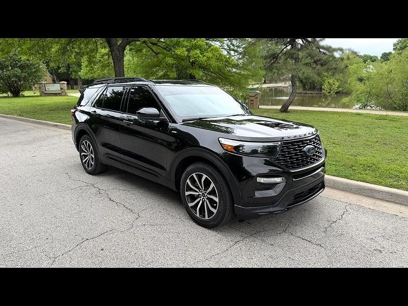 2023 FORD Explorer