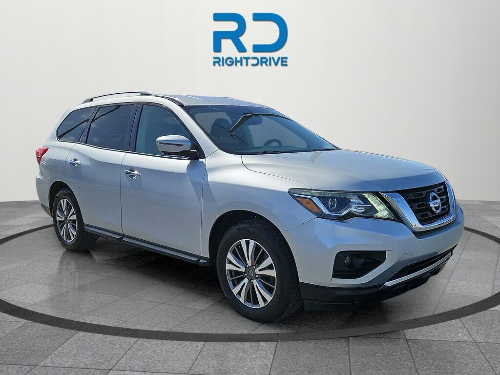 2020 NISSAN Pathfinder