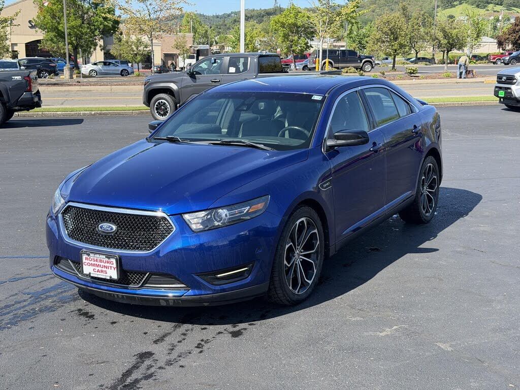 2013 FORD Taurus