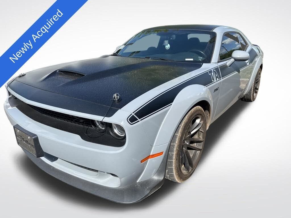 2022 DODGE Challenger