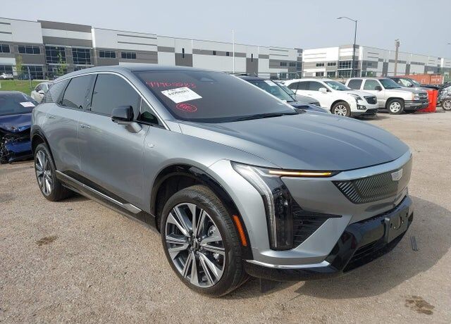 2025 CADILLAC Optiq