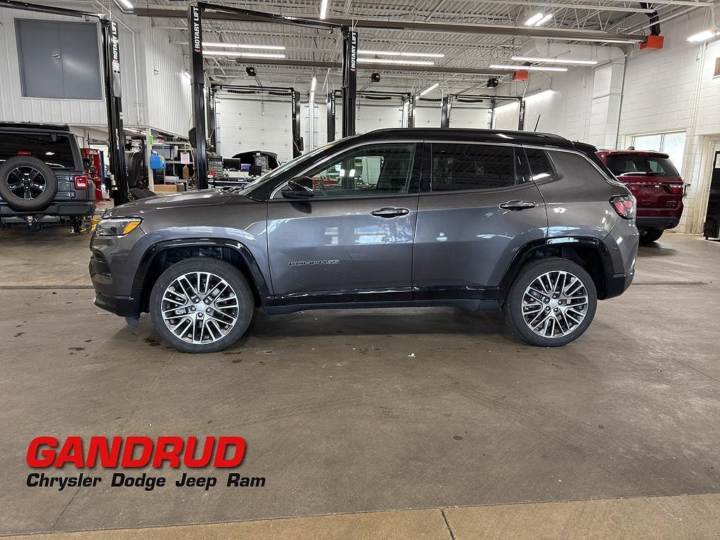 2023 JEEP Compass