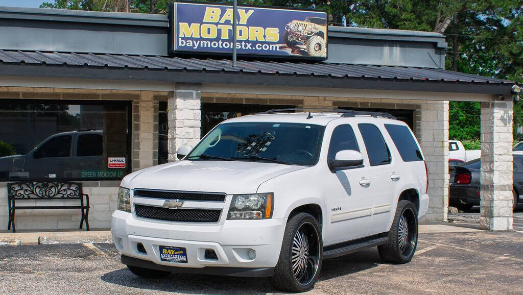 2011 CHEVROLET Tahoe