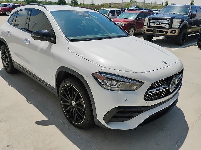2023 MERCEDES-BENZ GLA-Class