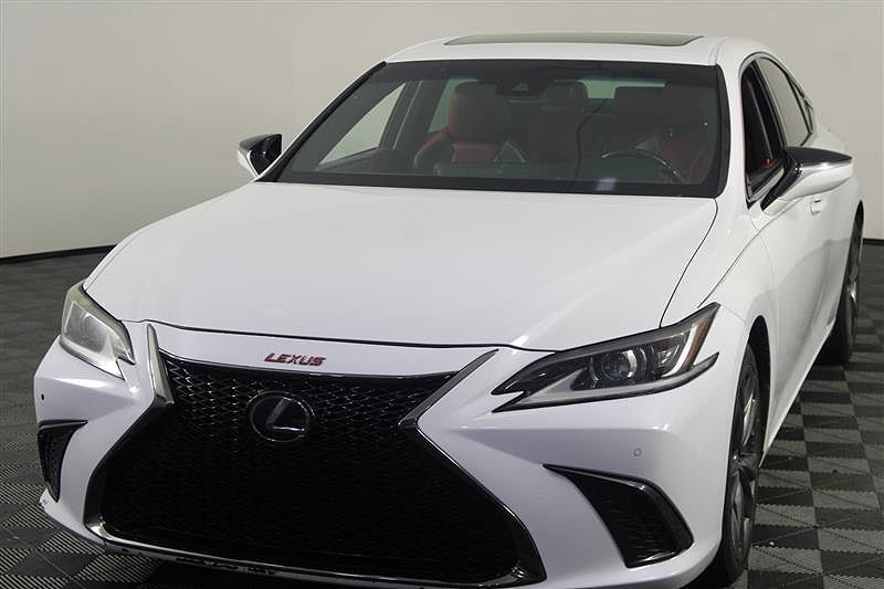 2019 LEXUS ES