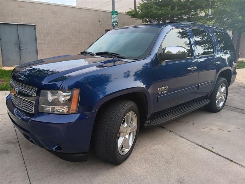2012 CHEVROLET Tahoe