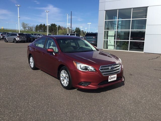 2017 SUBARU Legacy