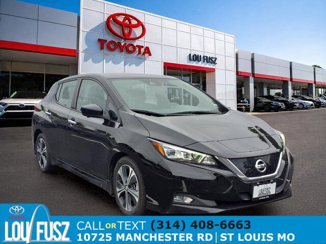 2022 NISSAN Leaf