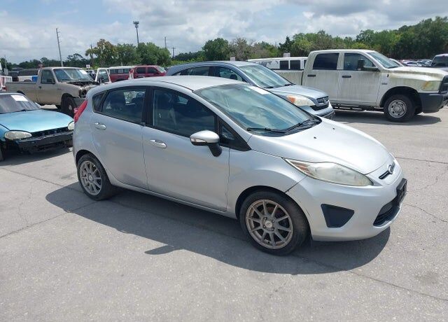2013 FORD Fiesta