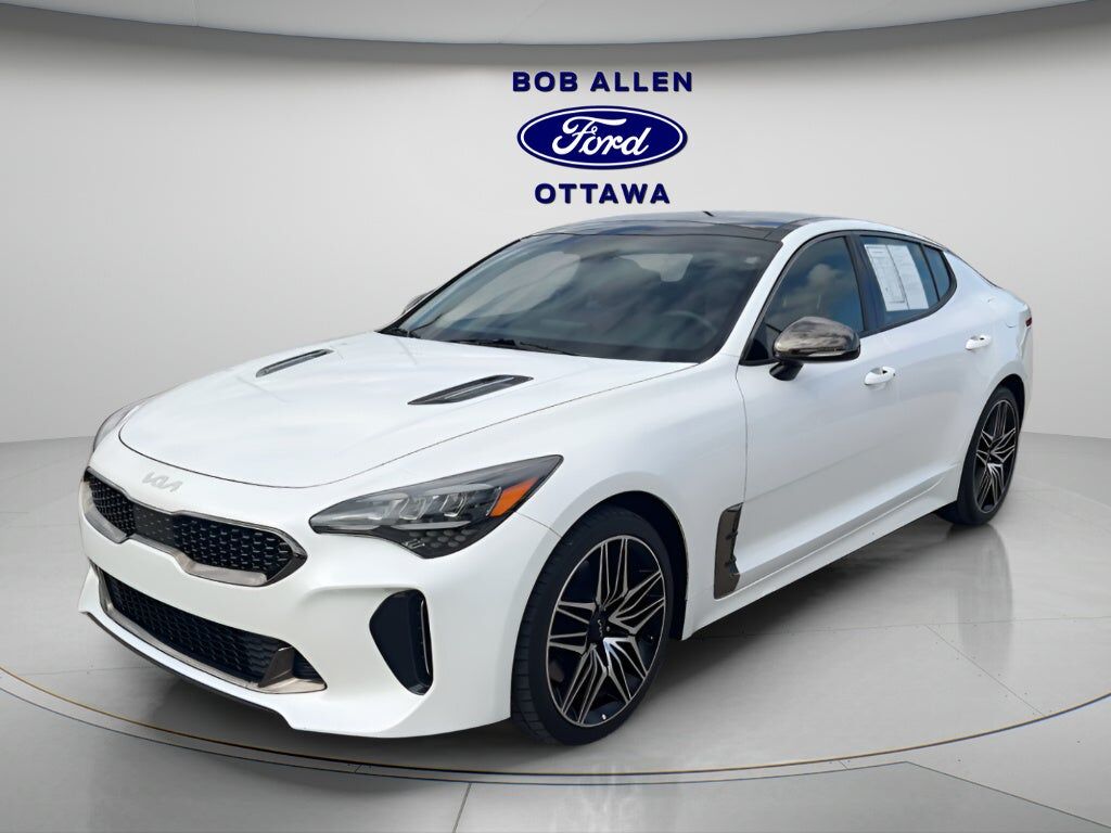 2022 KIA Stinger