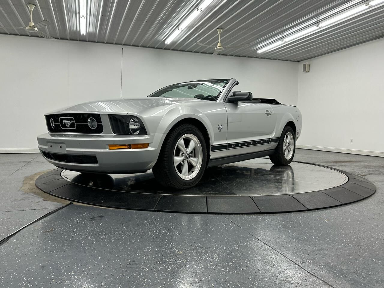 2009 FORD Mustang