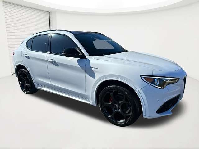 2022 ALFA ROMEO Stelvio