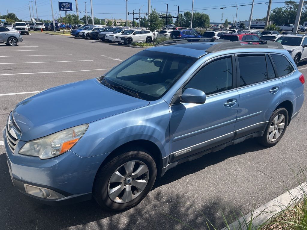 2012 SUBARU Outback