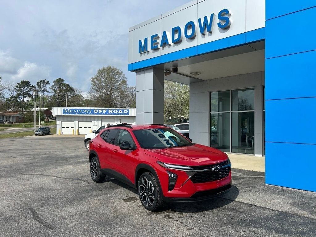 2026 CHEVROLET Trax