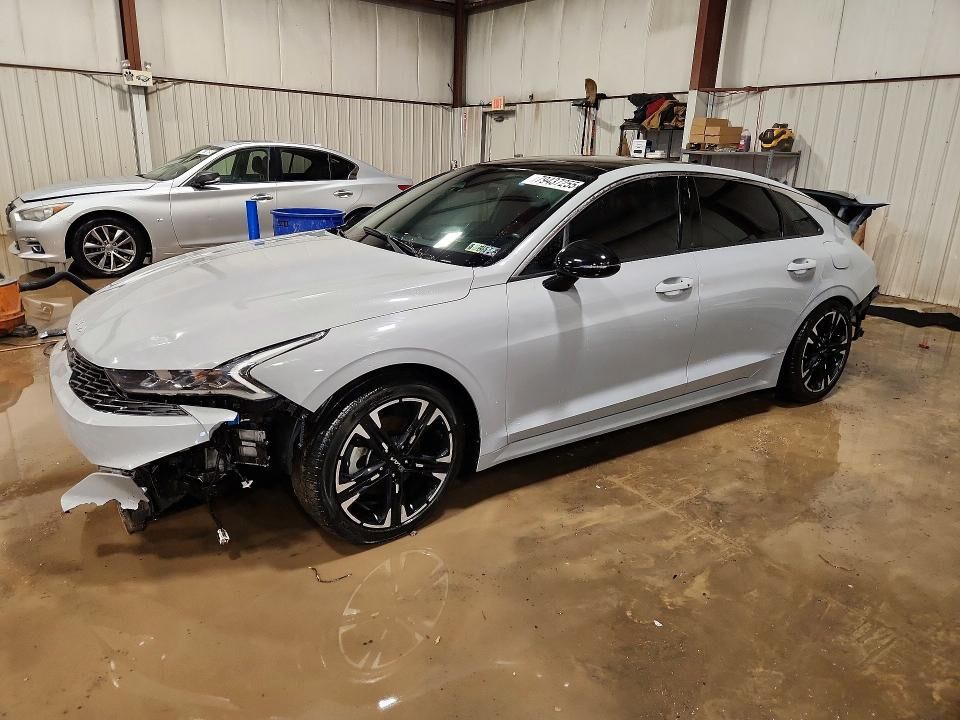 2022 KIA K5