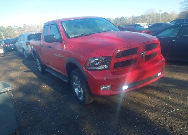 2012 DODGE Ram