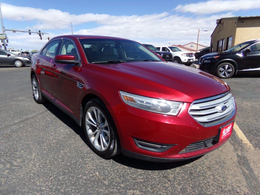 2013 FORD Taurus