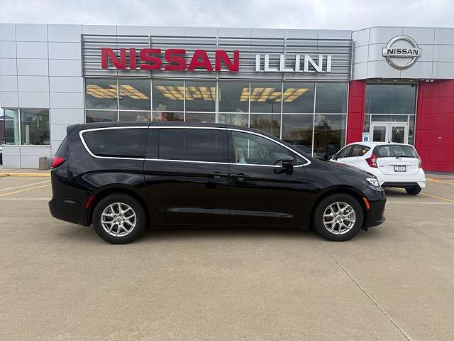 2025 CHRYSLER Pacifica