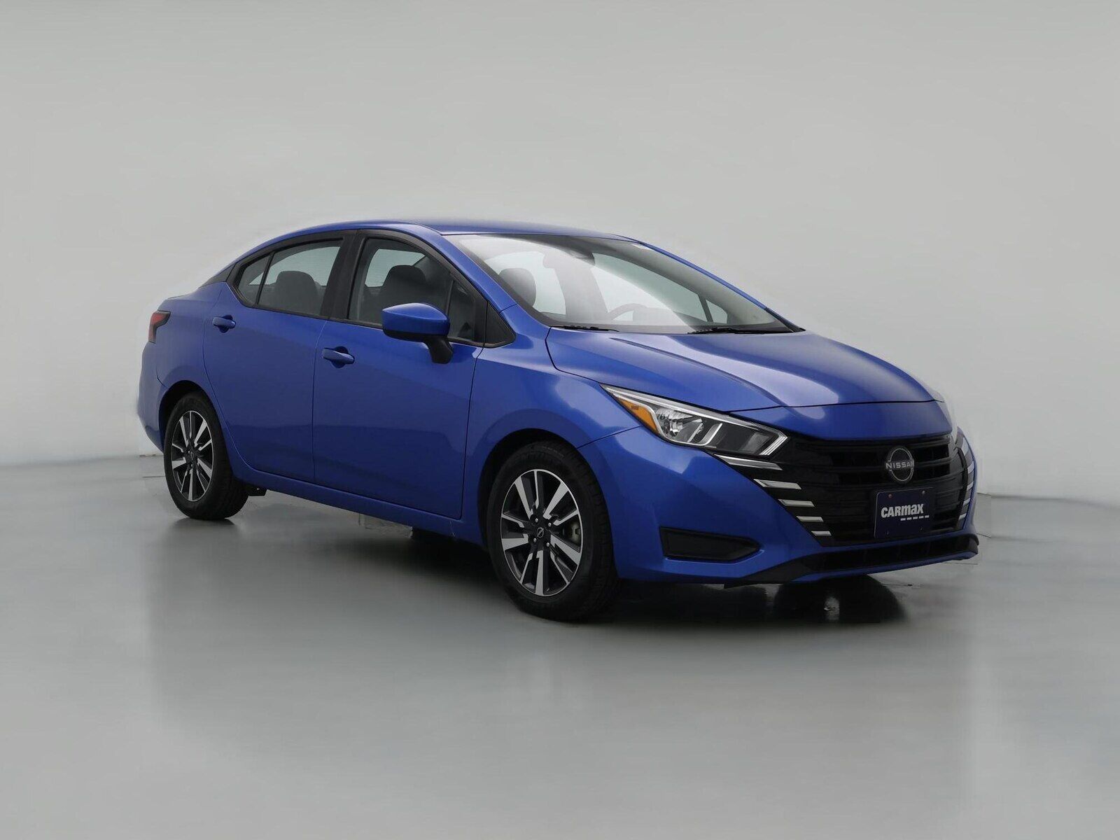 2024 NISSAN Versa