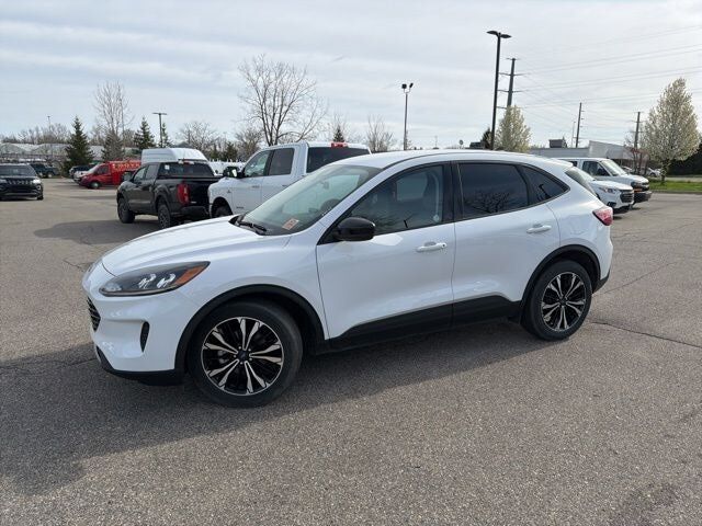 2022 FORD Escape