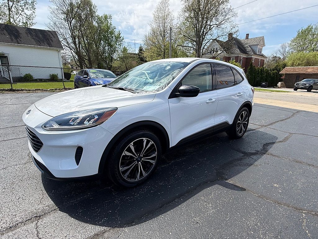 2022 FORD Escape