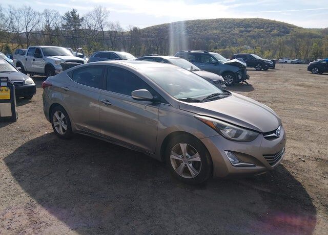 2016 HYUNDAI Elantra