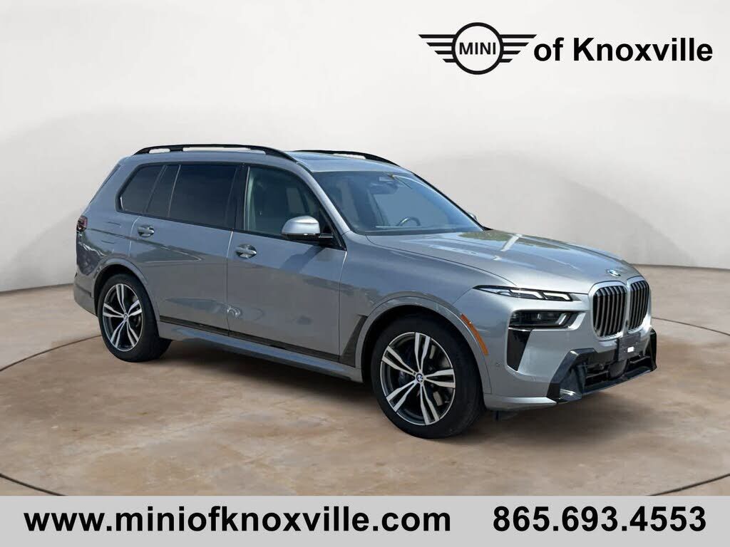 2023 BMW X7