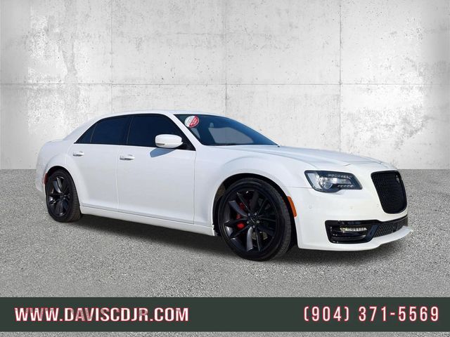 2023 CHRYSLER 300