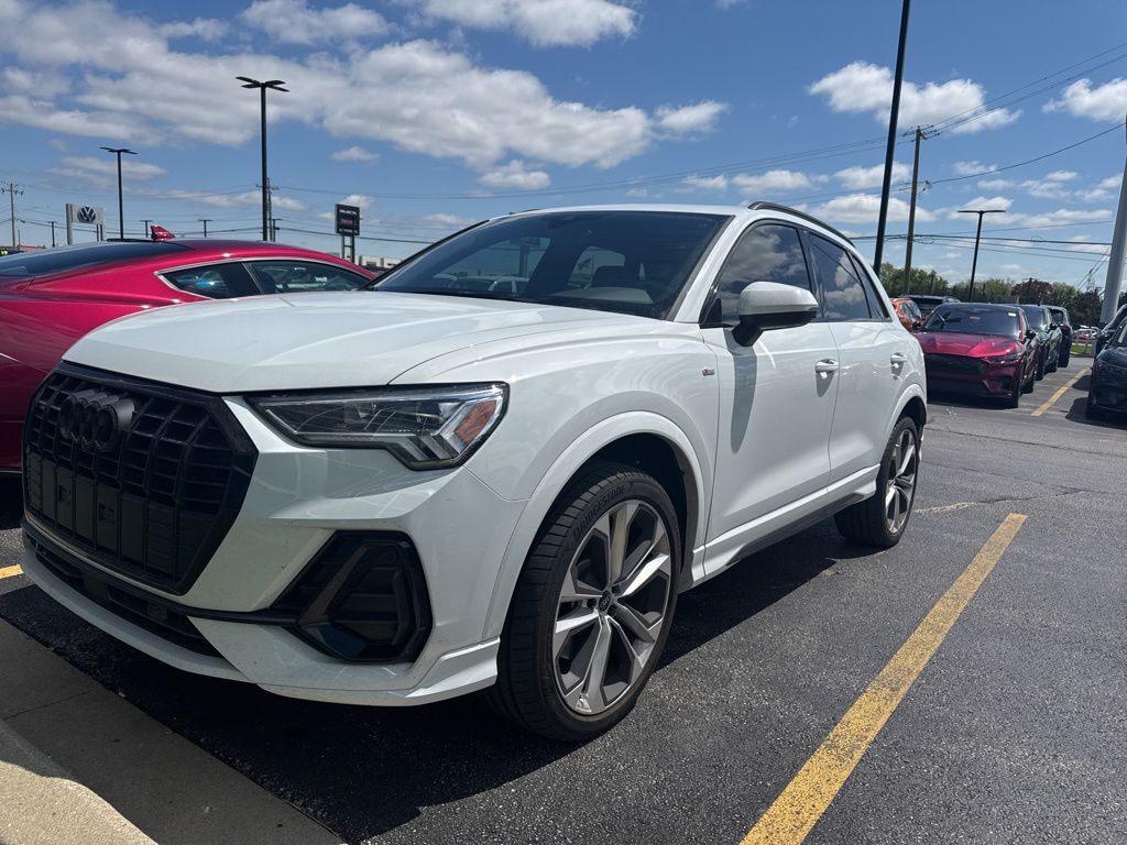 2022 AUDI Q3