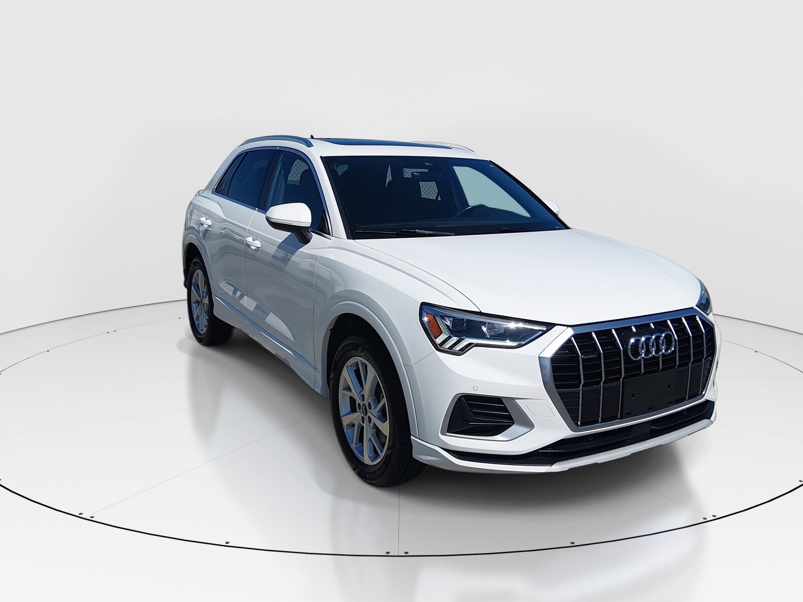 2023 AUDI Q3