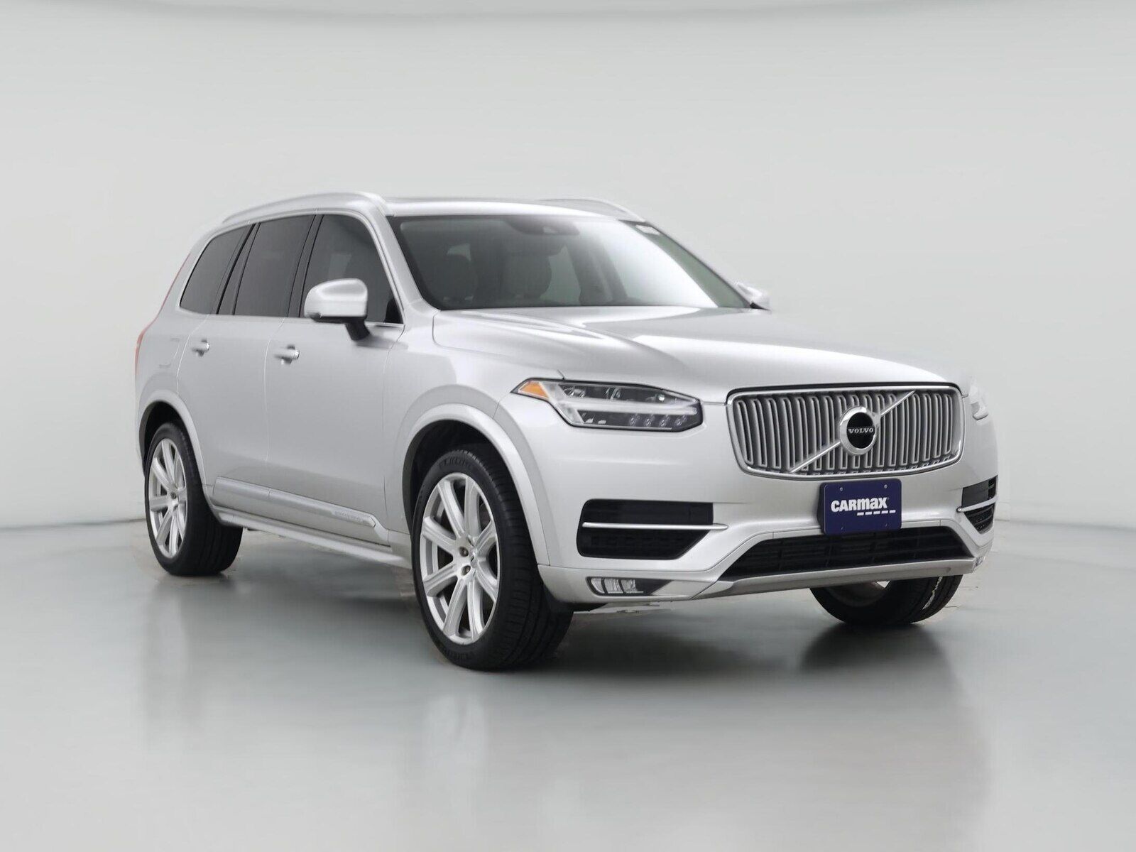 2019 VOLVO XC90