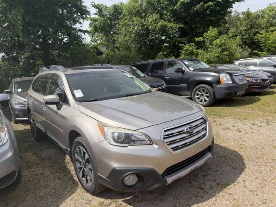 2017 SUBARU Outback