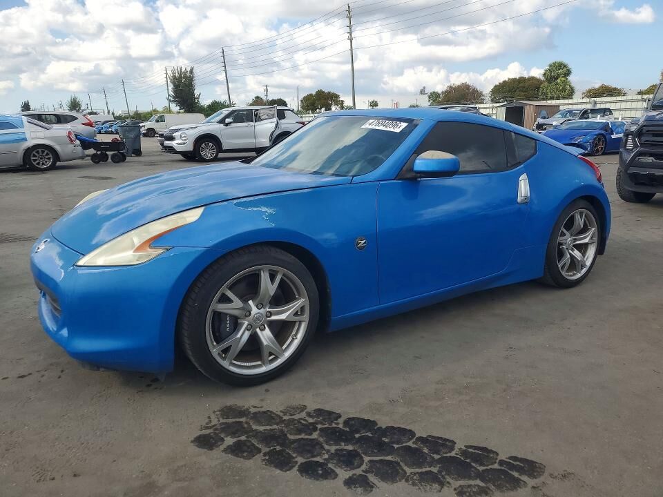 2011 NISSAN 370Z