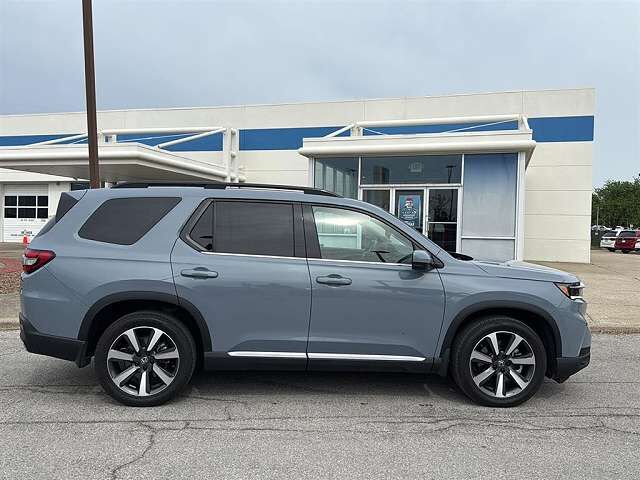 2023 HONDA Pilot