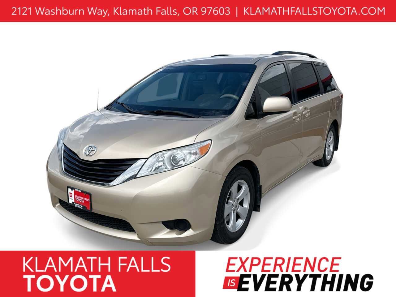 2012 TOYOTA Sienna