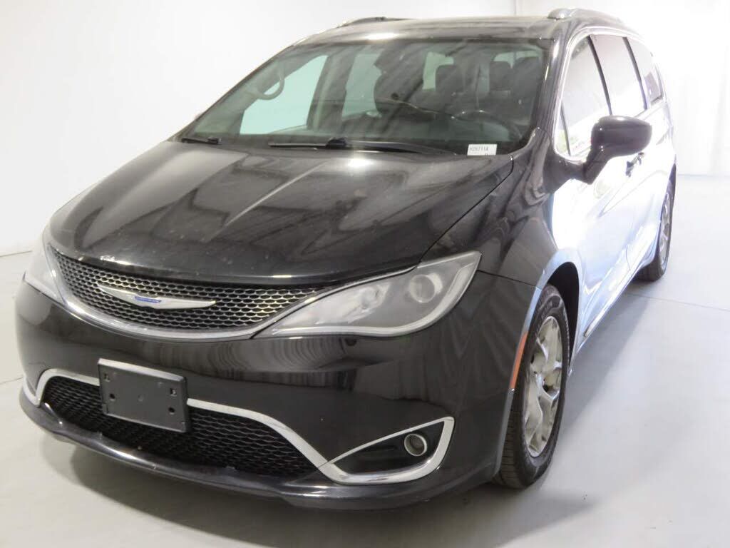 2019 CHRYSLER Pacifica