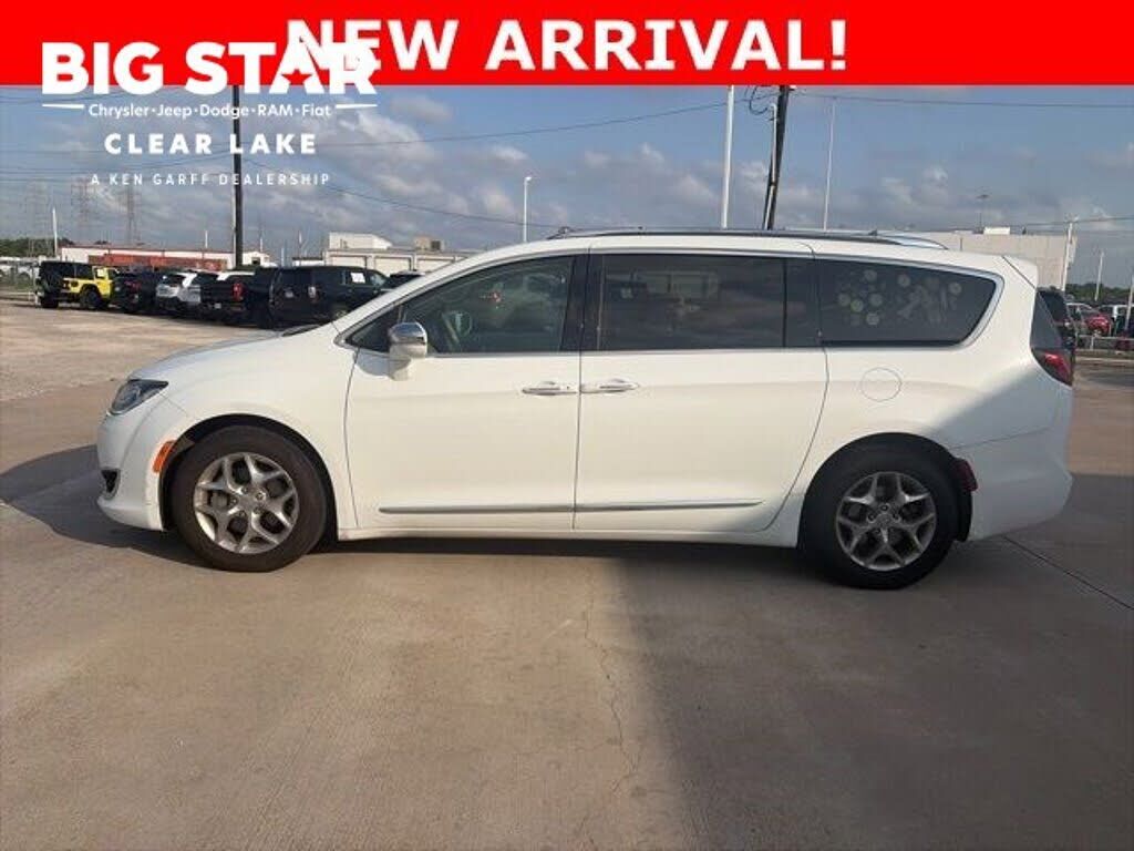2018 CHRYSLER Pacifica