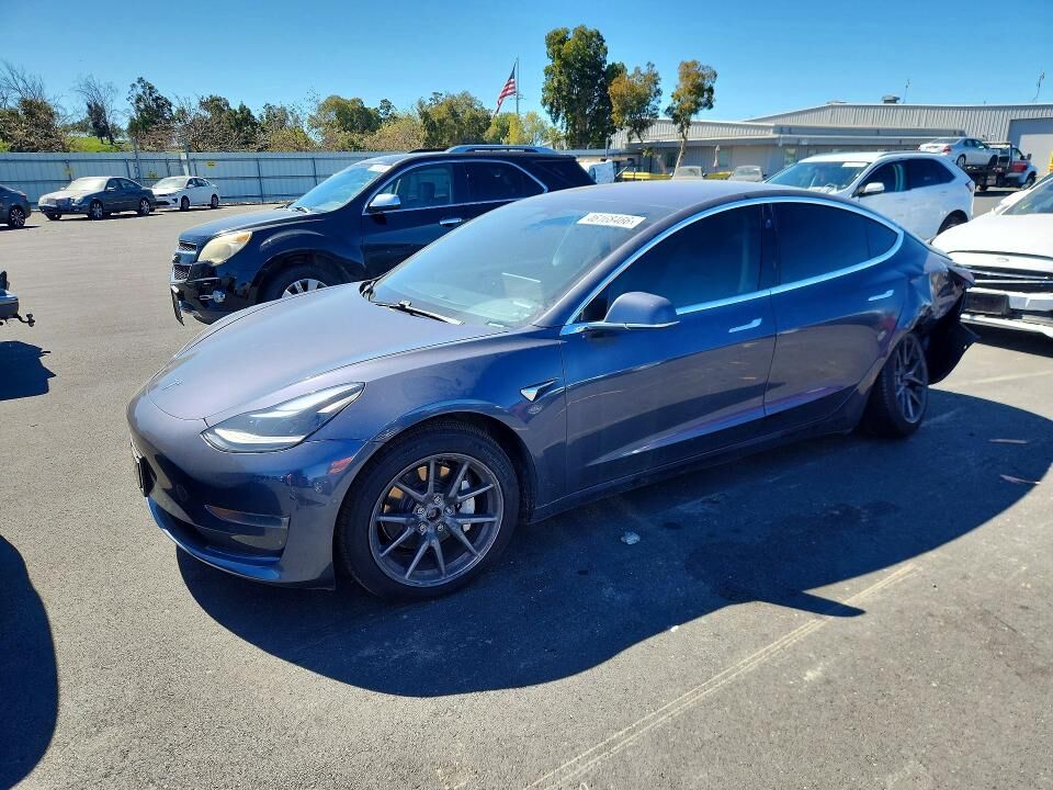 2018 TESLA Model 3