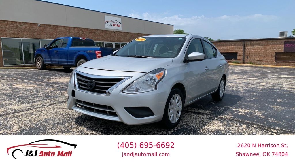 2016 NISSAN Versa
