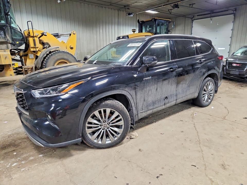 2021 TOYOTA Highlander