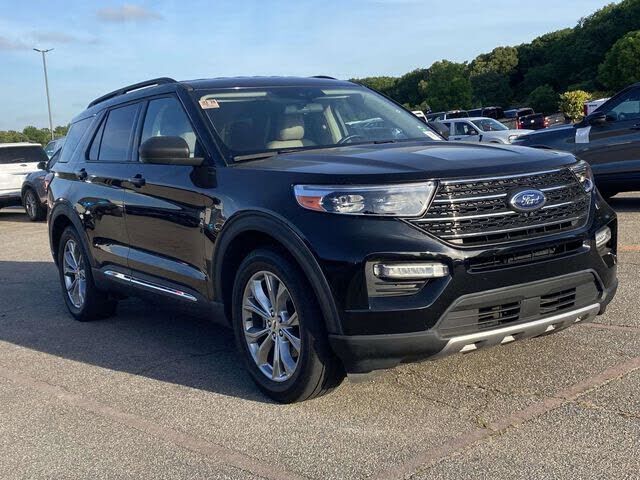 2020 FORD Explorer
