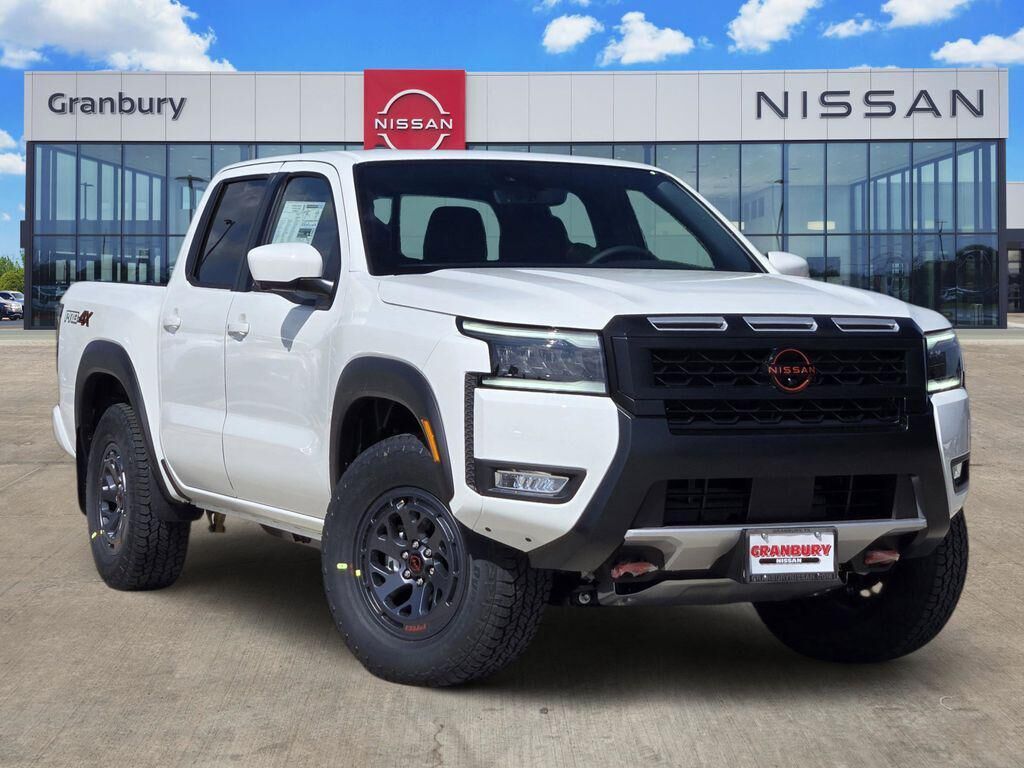 2026 NISSAN Frontier