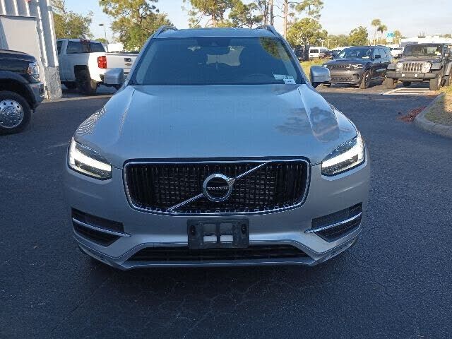 2019 VOLVO XC90