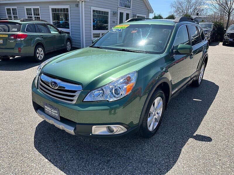 2012 SUBARU Outback