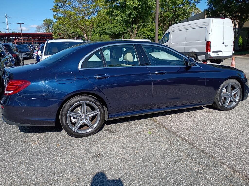 2017 MERCEDES-BENZ E-Class