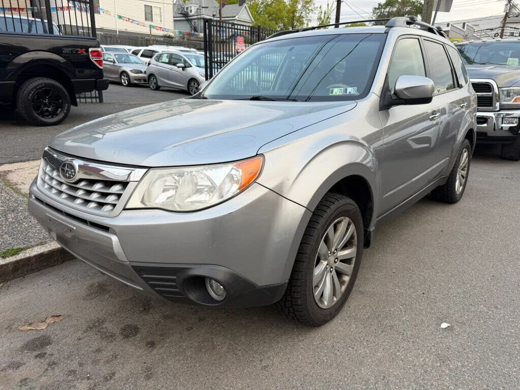2011 SUBARU Forester
