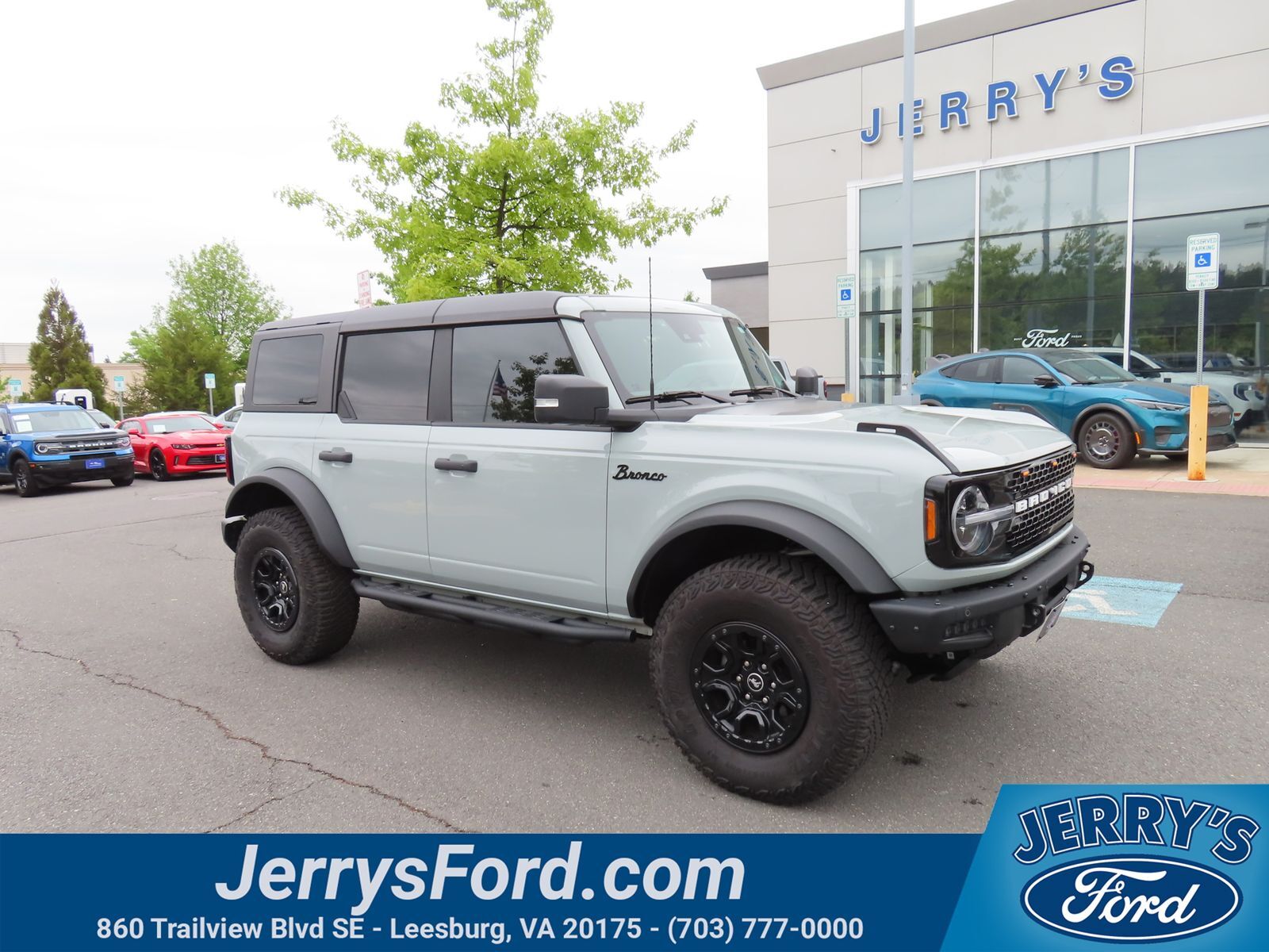 2024 FORD Bronco